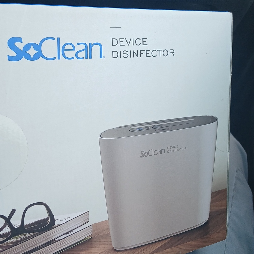 White Device Disinfector - Compact UV Sanitizer